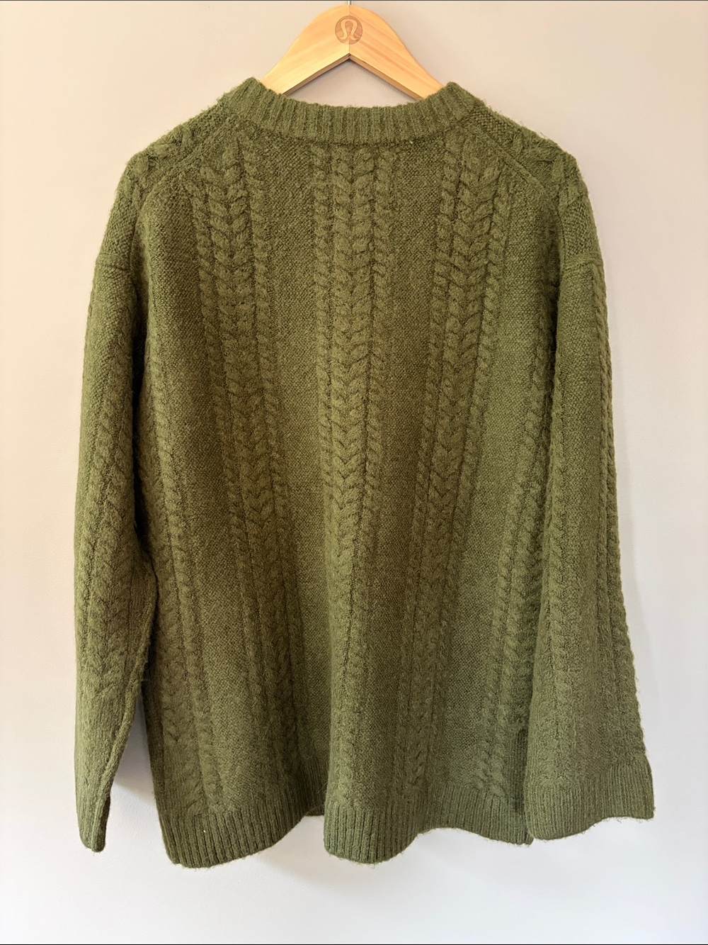 J. Crew Telaxed Cable Knit Button Down Cardigan Olive Green Size XS NWT Chunky - Picture 7 of 7